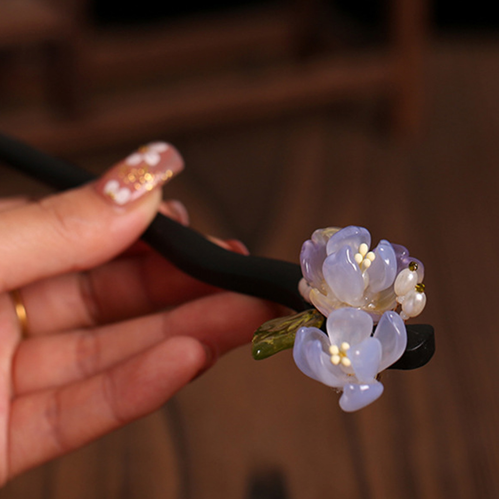 Tech Accessories For Women - Vintage Wooden Flower Hairpin For Women
