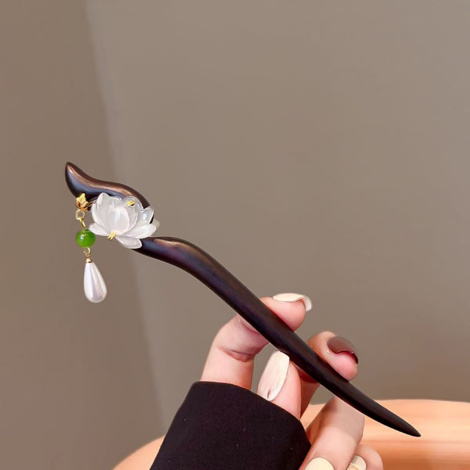 1PC Elegant Lotus Wood Hair St – обзор и цена Tech Accessories For Women