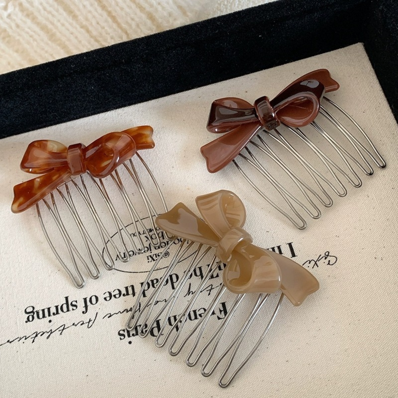 Women's Acrylic Bow Hair Combs – обзор и цена Tech Accessories For Women