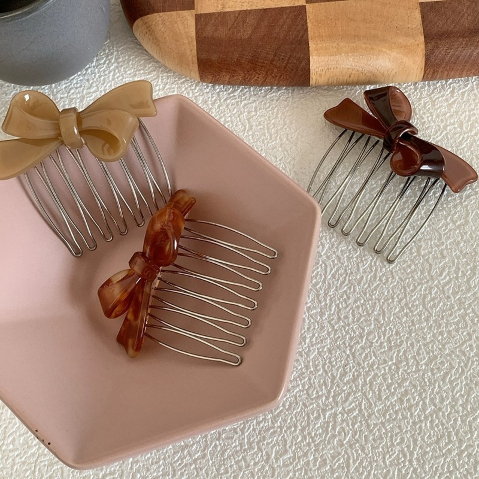 Women's Acrylic Bow Hair Combs – обзор и цена Tech Accessories For Women